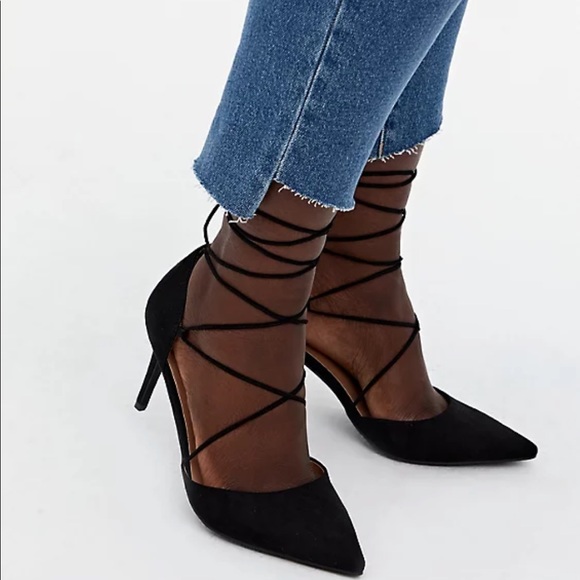 torrid Shoes - Torrid BLACK FAUX SUEDE WRAP POINTED TOE HEEL size 7
